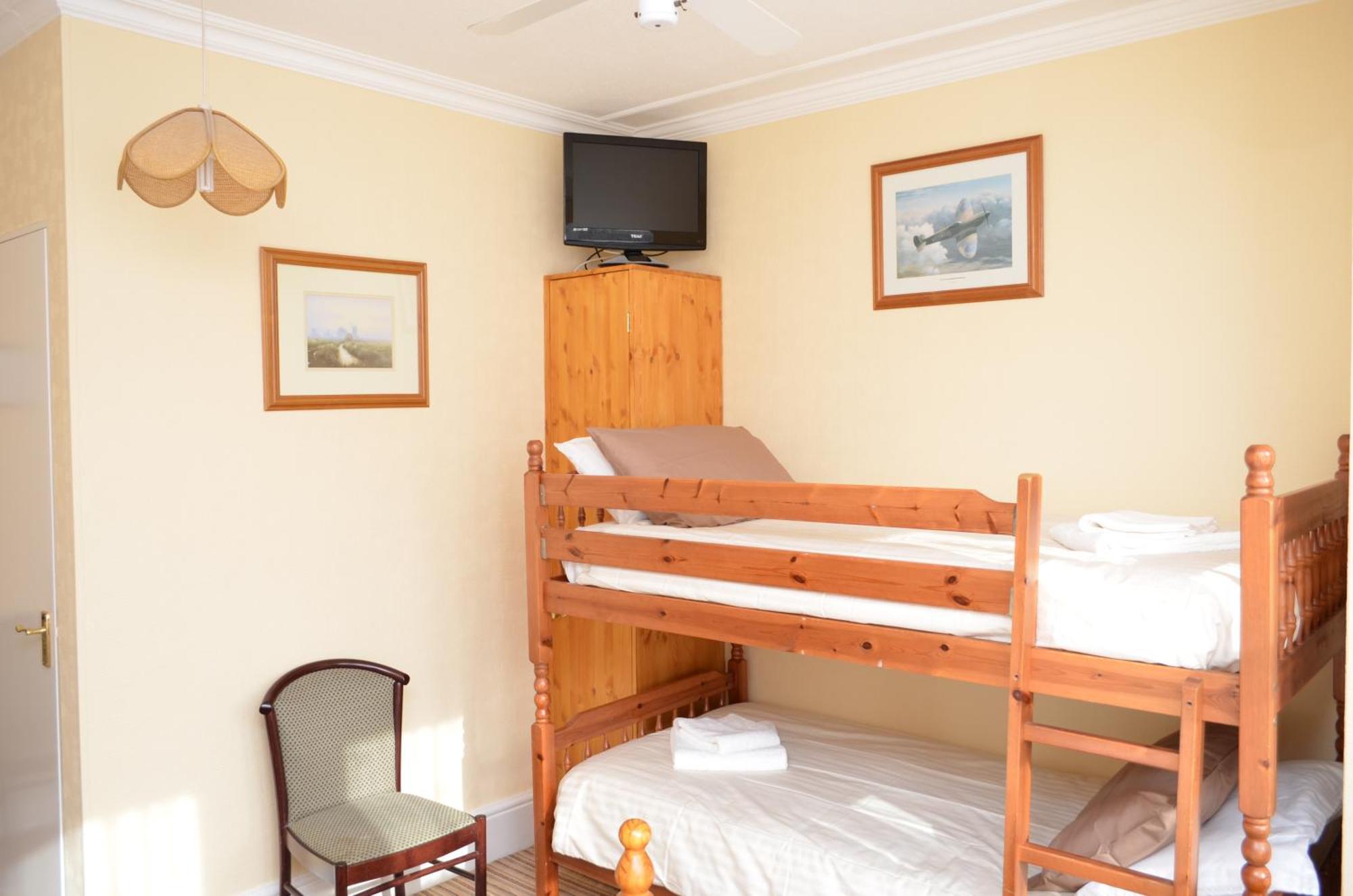 Chandos Premier Folkestone Kültér fotó
